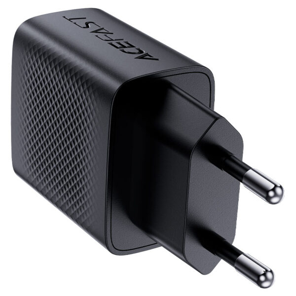 3 CHARGER ACEFAST 20W A82